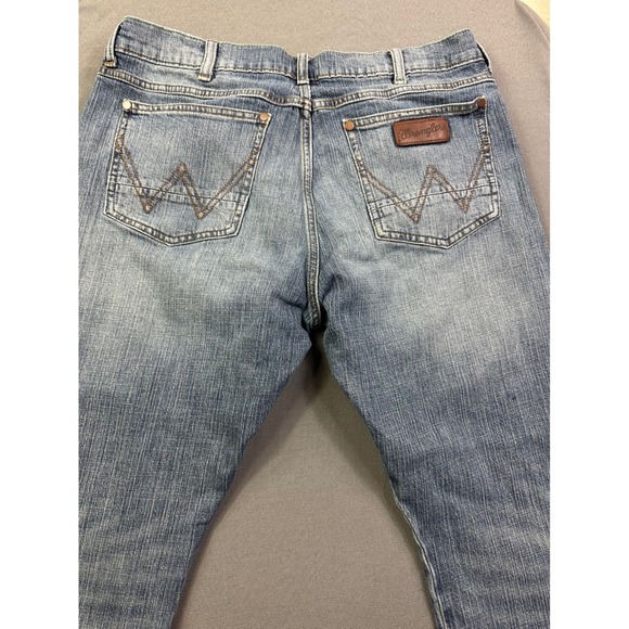Wrangler Retro Slim Straight Men's Jeans 36x30 Medium Wash Denim 112318445 - Picture 4 of 13